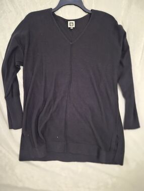 Anne Klein Black V Neck Sweater Small Lightweight Classic Work Top